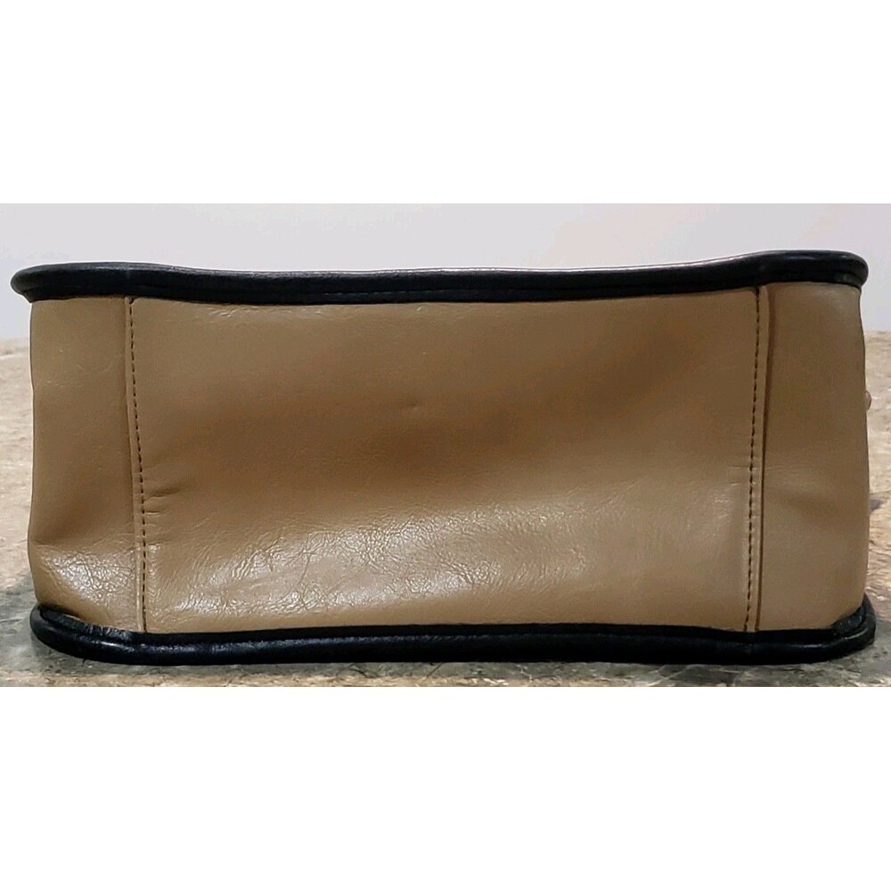 London Fog Faux Ostrich Skin Purse Handbag Black/Beige Lock Key Design 5 Pockets - Picture 8 of 10
